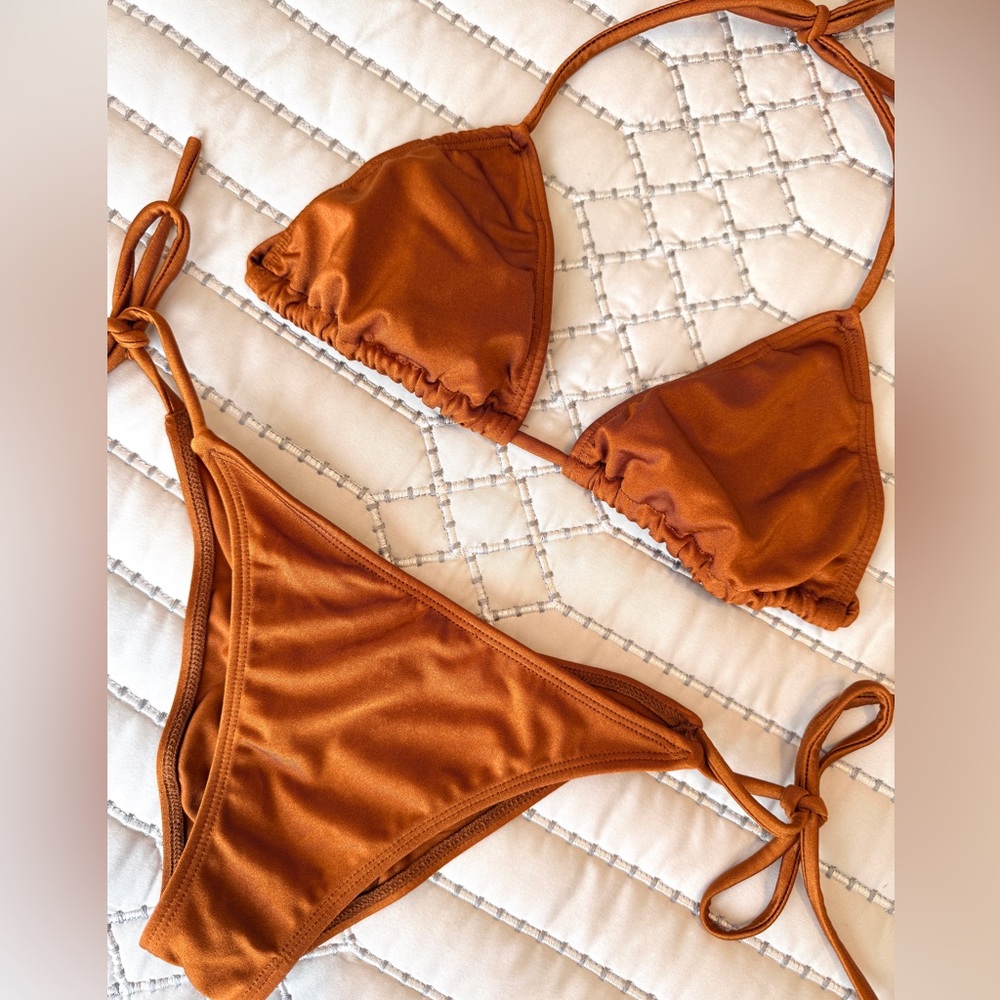Bikini set - Picture 2 of 3